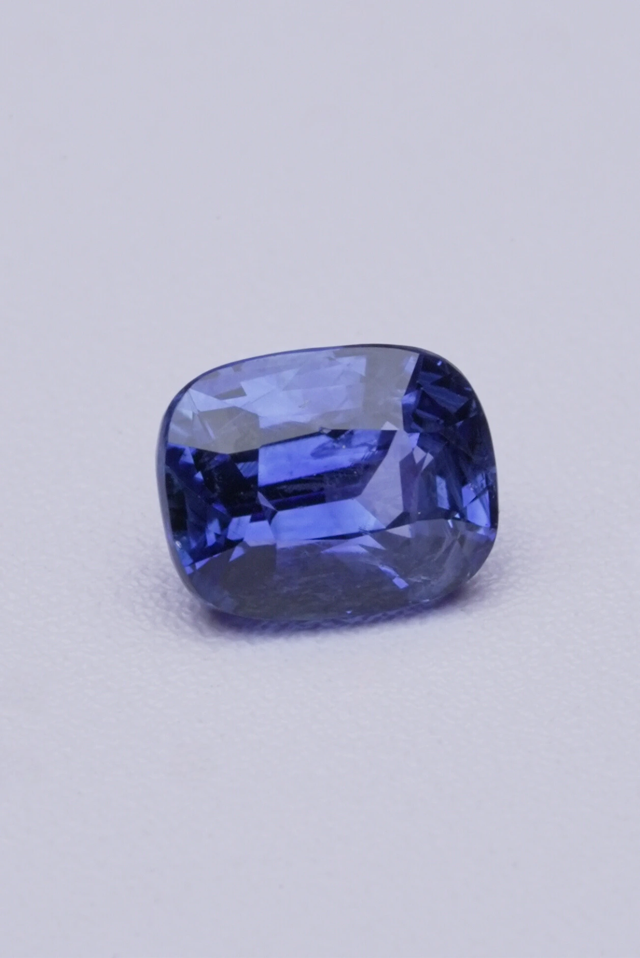 blue-sapphire-1-60ct-cg00015-img-1